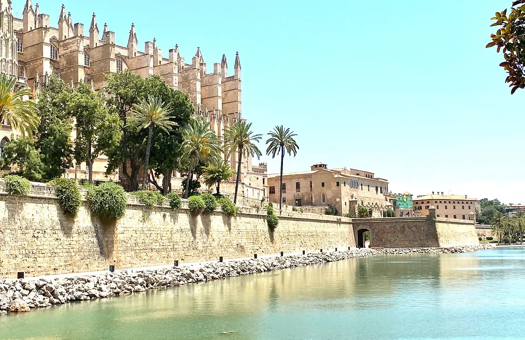 Vila Damunt-1